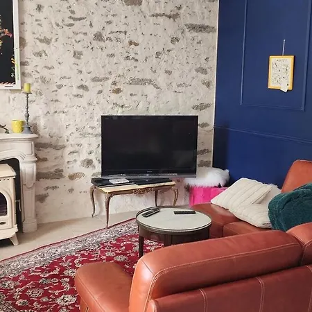 Grande Maison De Charme Centre Bourg Prázdninový dům *